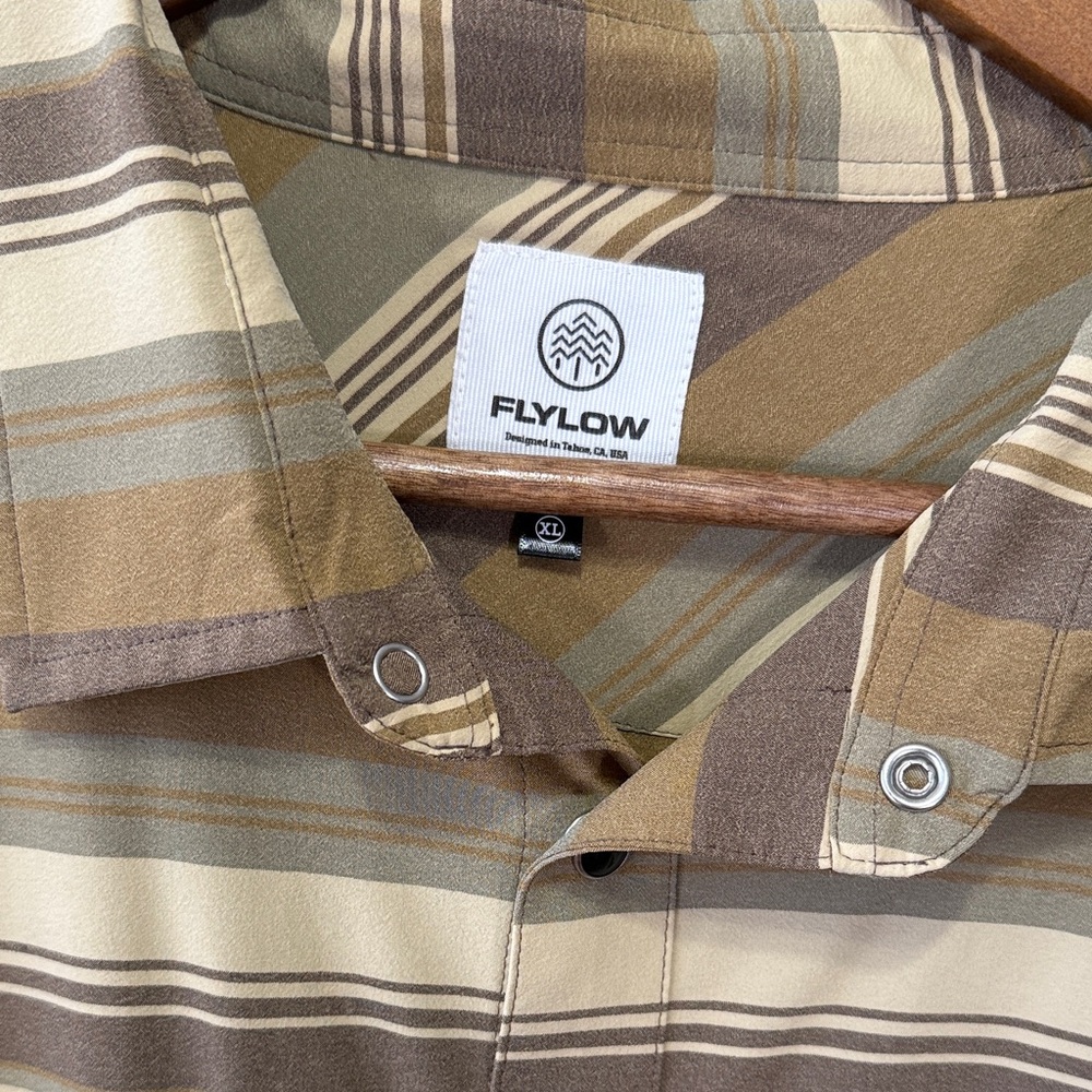 Flylow Men’s Striped Button-Up Shirt Stretch Snap Lightweight Tan Brown XL - Picture 2 of 9